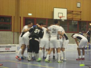 Jubeltänze nach dem 10:12 Sieg