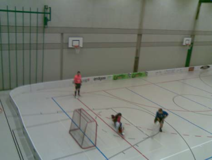 Jonas Knoll hat beim Penalty das Nachsehen.