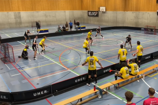 Pass von Abbühl durch die Box auf den einschussbereiten Wyler - Tor zum 5:6 gegen Davos.